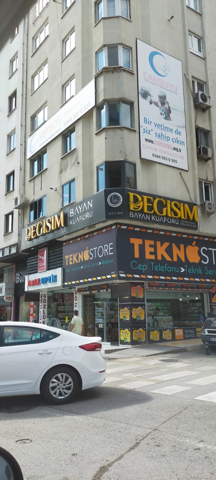 Değişim Bayan Kuaförü Hakan Kaşıkçı kır düğünü mekanı — Merkez