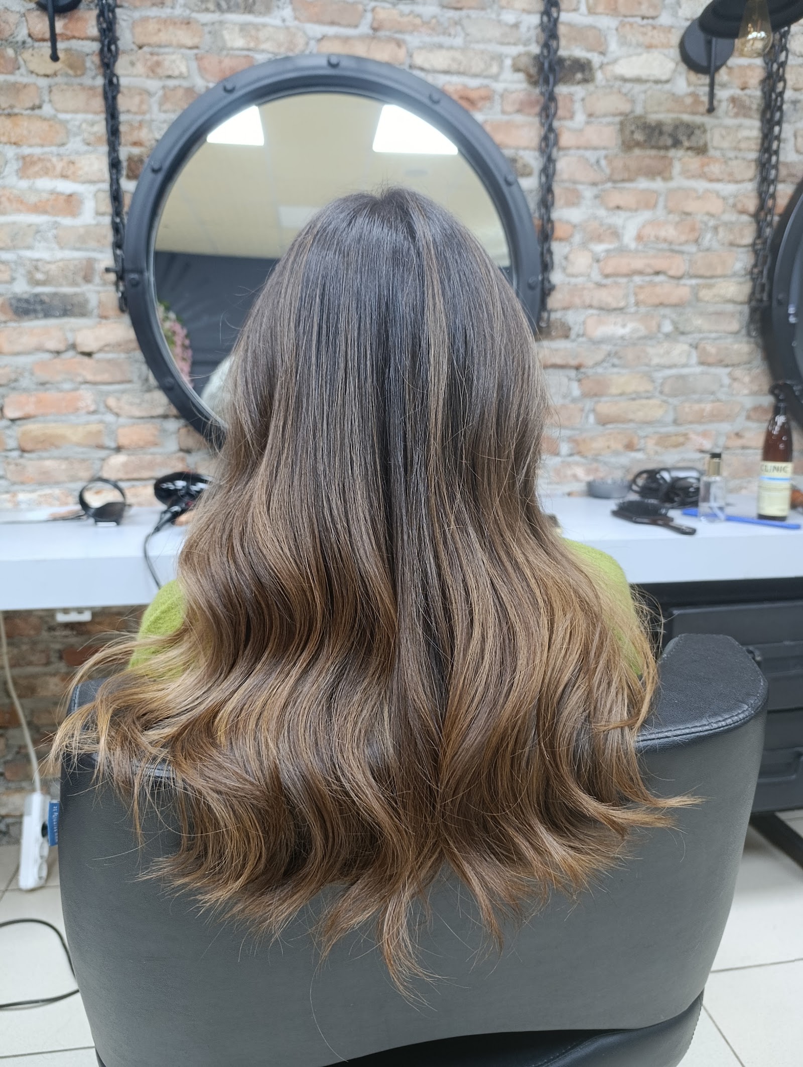 Dejavü Hair Desing