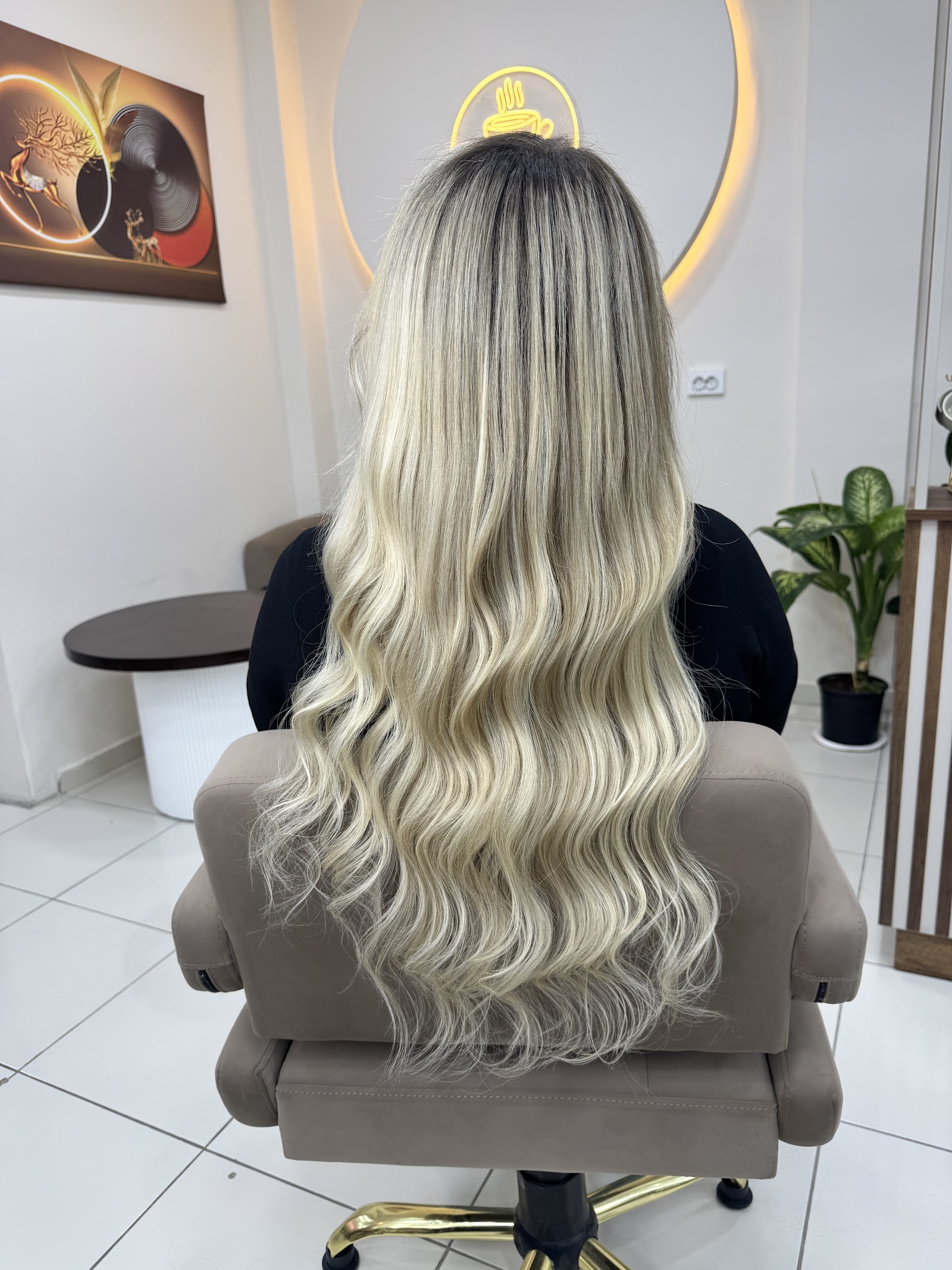 HAYAL KUAFÖR VE GÜZELLİK SALONU