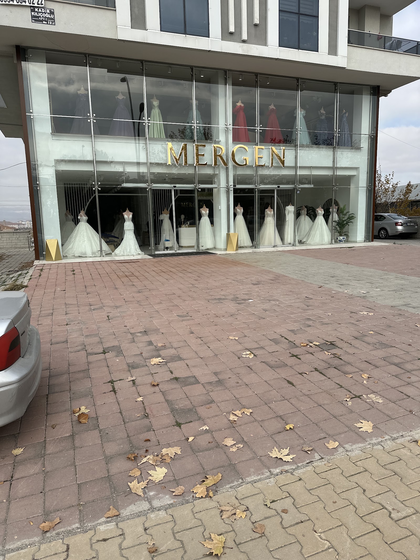 MERGEN GELİNLİK & ABİYE